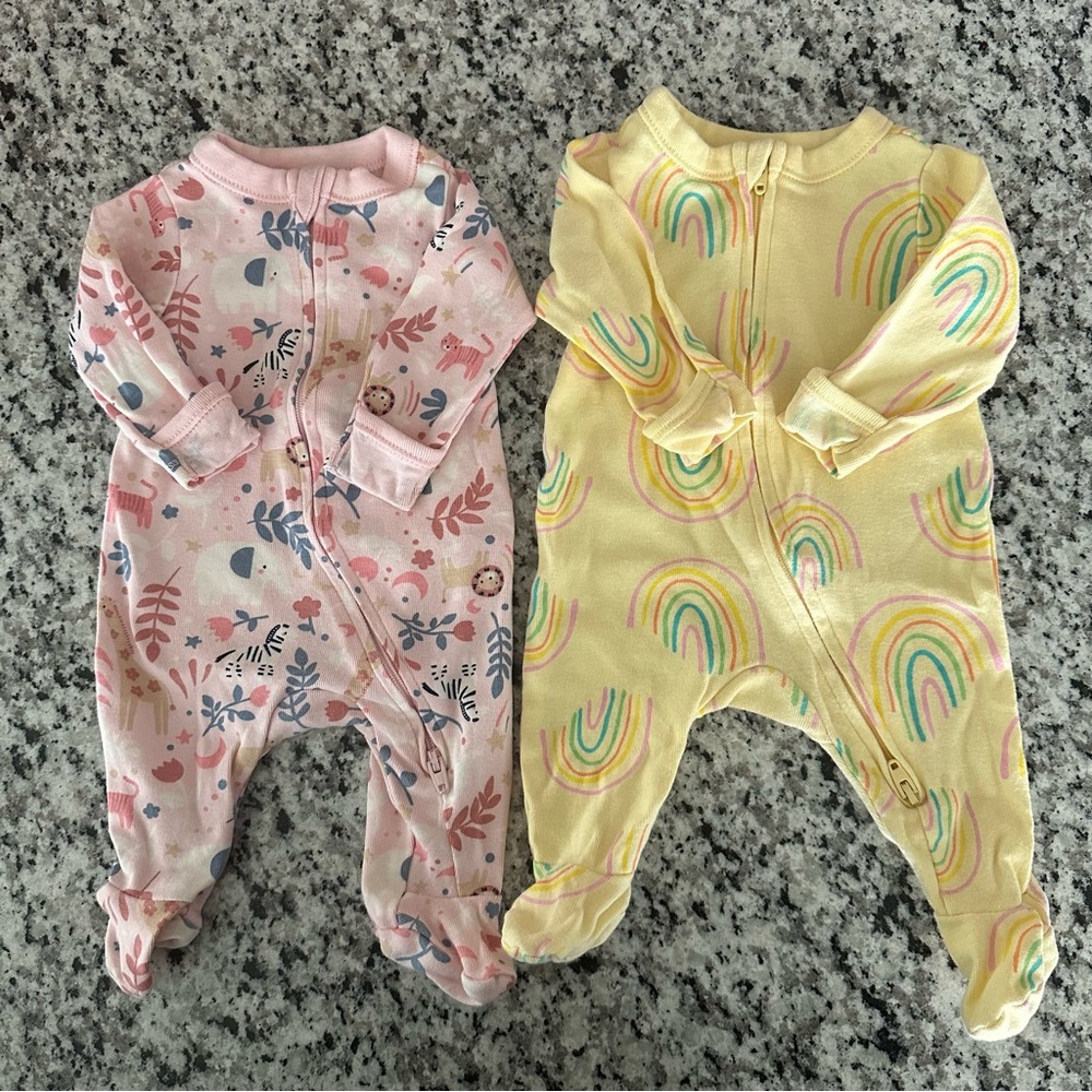 Set of 2 NB Old Navy Footies